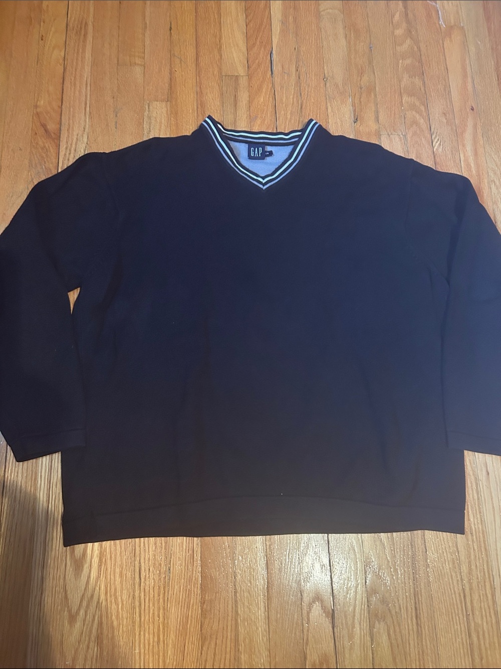 GAP Size Large. 100% cotton.